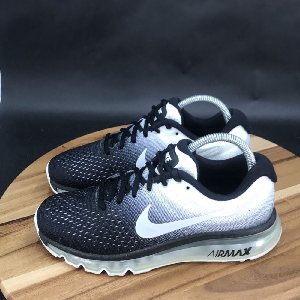 Nike Air Max Gradient Black White Athletic Shoes - Picture 4 of 6